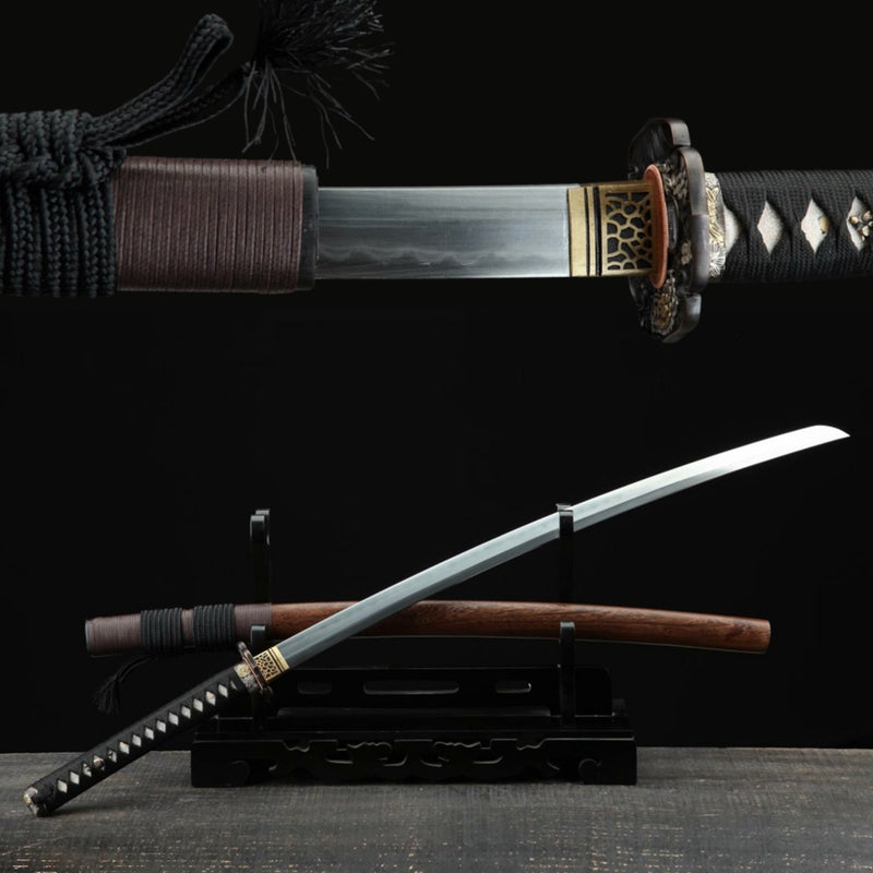 Katana Golden Aster Damascus Steel Clay Tempered Wenge 金菊 | KatanaSwordArt Katana For Sale