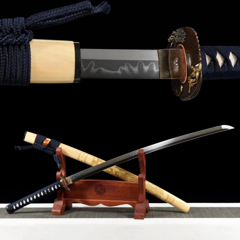 Katana Golden Eagle T10 Clay Tempered Yellow Saya 金鷹 | KatanaSwordArt Katana For Sale